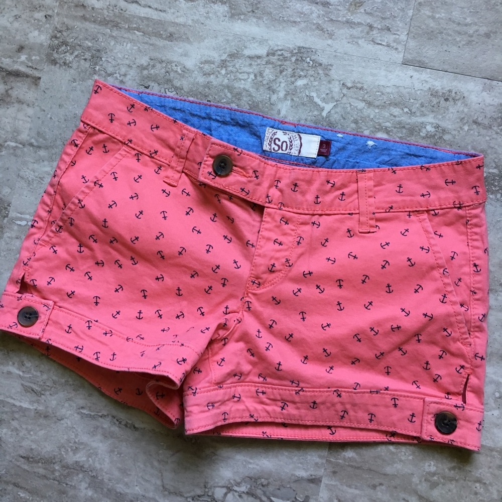 Pink anchor shorts
